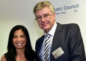 CM160912: Thi Thai Hang Nguyen und Dr. Ralf Braune