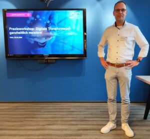 Jörg Greitemeyer bei der Vorstellung der UNITY AG